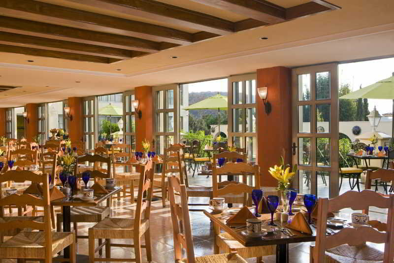 익스타판 데 라 살 메리어트 호텔, 스파 앤 컨벤션 센터 익스타판데라살 외부 사진 The restaurant at the hotel